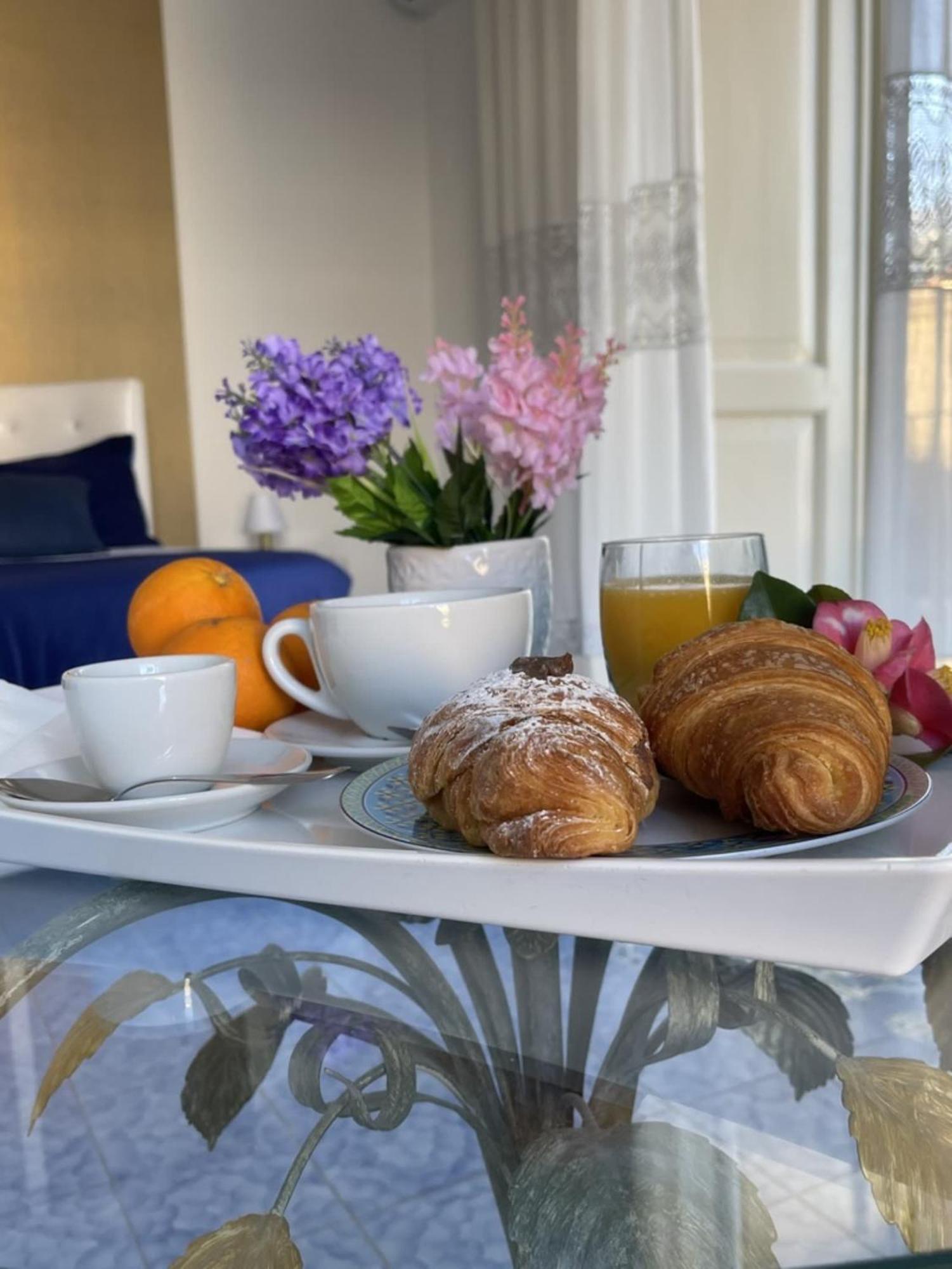 Bed and Breakfast Ambasciata Sorrento Relais Esterno foto