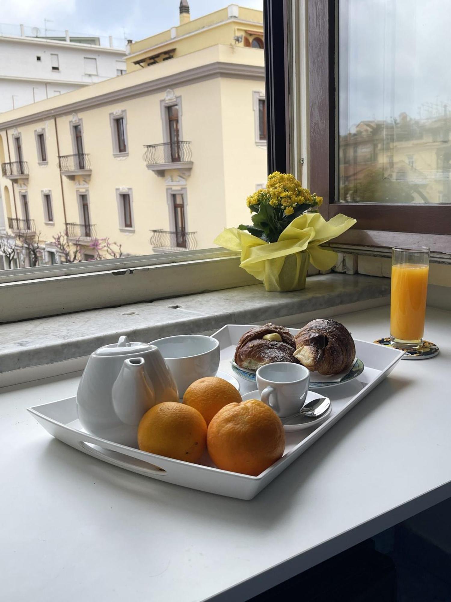 Bed and Breakfast Ambasciata Sorrento Relais Esterno foto