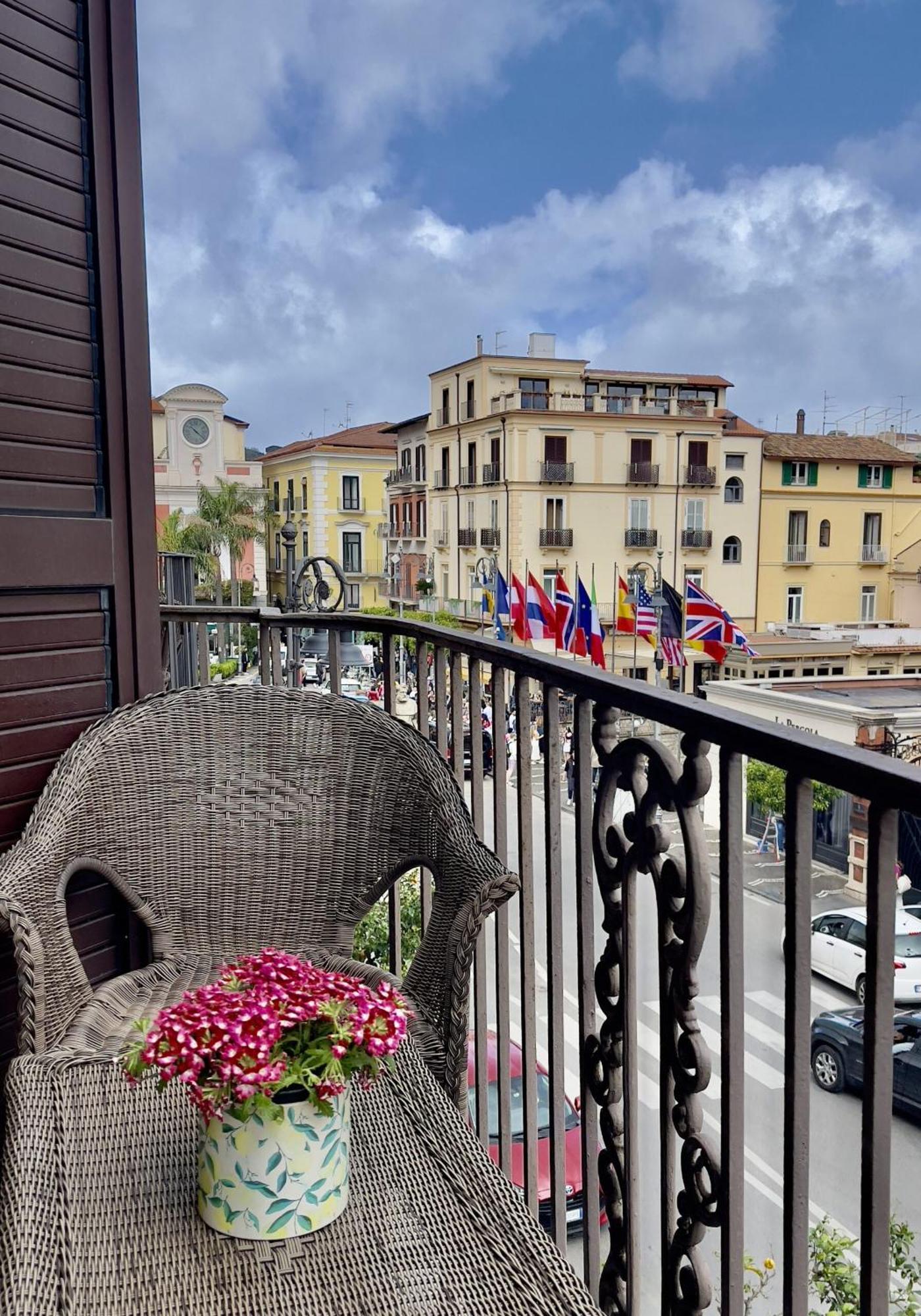 Bed and Breakfast Ambasciata Sorrento Relais Esterno foto